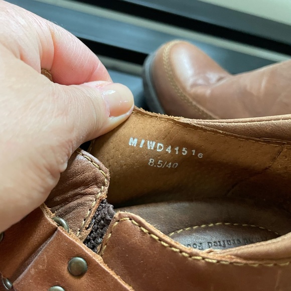 NWOT Born Nyssa leather bootie stacked heel 8.5 - Picture 4 of 7